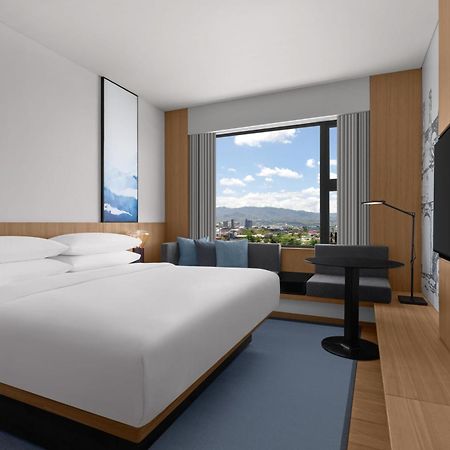 Fairfield By Marriott Cebu Mandaue City Екстер'єр фото